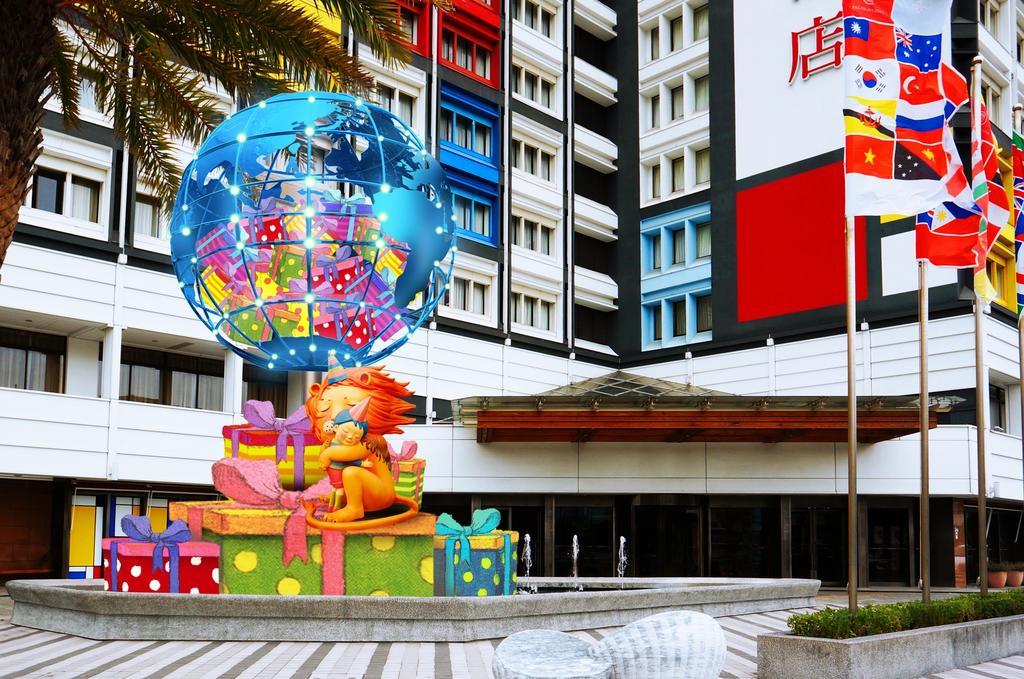 Chateau De Chine Hotel Hualien Eksteriør billede The 100th Anniversary of the University